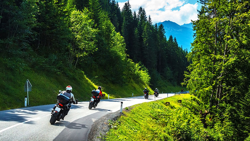 Najlepše motoristične poti po Sloveniji (in malo čez mejo)
