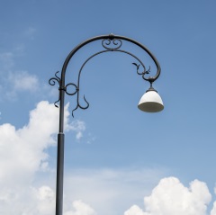 Petrol javno-zasebnem partnerstvo za učinkovito razsvetljavo