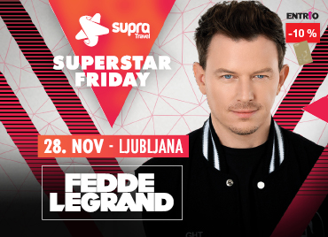 Na sliki je prikazano oglasno vabilo za koncert Fedda Legrand, ki se bo odvijal 28.novembra v Ljubljani.. V ospredju je prikazan nastopajoči Fredde oblečen v črna oblačila. Prikazan je na rdeče belem ozadju. V desnem zgornjem kotu je logotip »entrio« z oznako popusta »-10 %« in zlata petrol klub kartica.