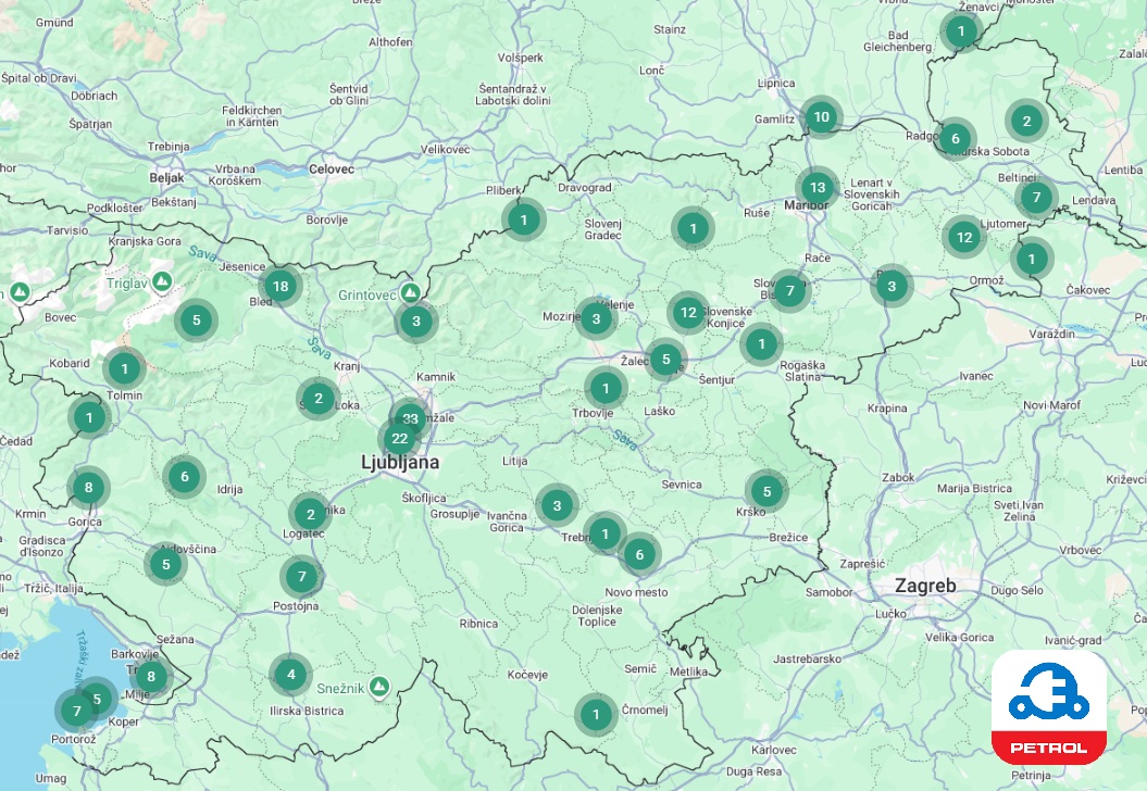 Na sliki je zemljevid Slovenije z označenimi lokacijami Petrolovih polnilnic za električna vozila.