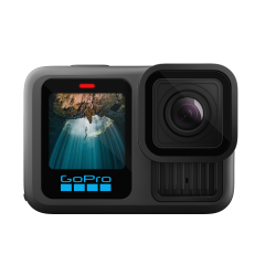 GoPro HERO 13 Black, sprednji pogled, velik objektiv, barvni zaslon z logotipom, robustno črno ohišje.