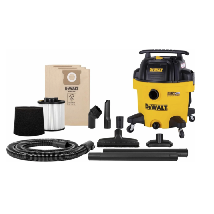 Komplet DeWalt mokro‑suhega industrijskega sesalnika z dodatki, vključno s filtrsko vrečko, filtrom, sesalno cevjo, podaljševalnimi cevmi in različnimi nastavki za čiščenje