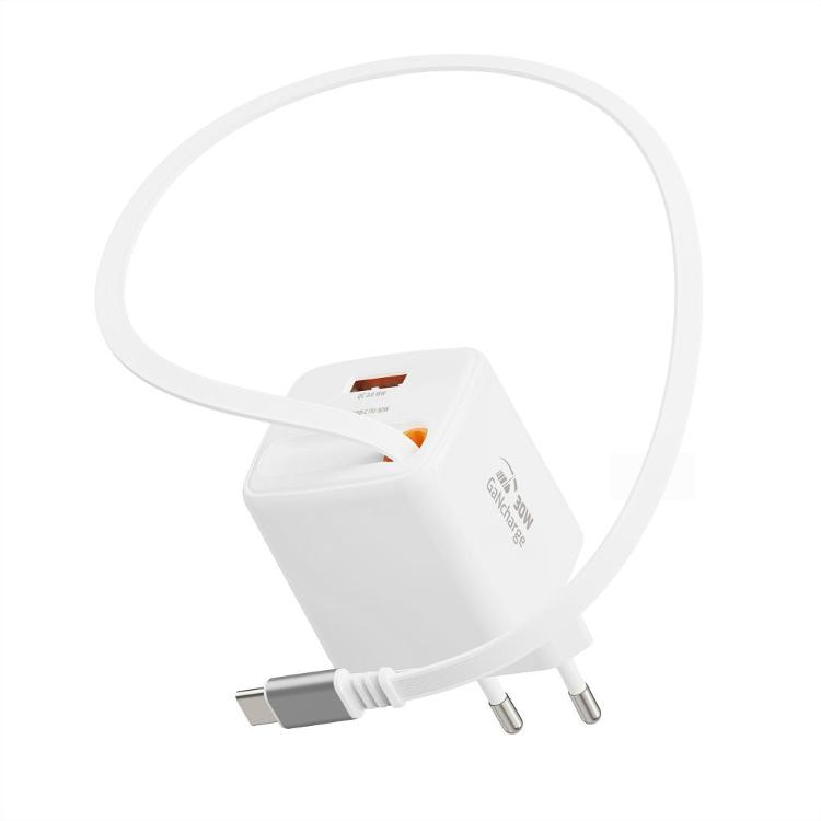 Kompaktni polnilnik Swissten GaN 30 W z izvlečnim USB‑C kablom, USB‑A Quick Charge 3.0 izhodom in večstopenjsko zaščito zagotavlja hitro, varno in zanesljivo polnjenje doma, v pisarni ali na potovanjih.