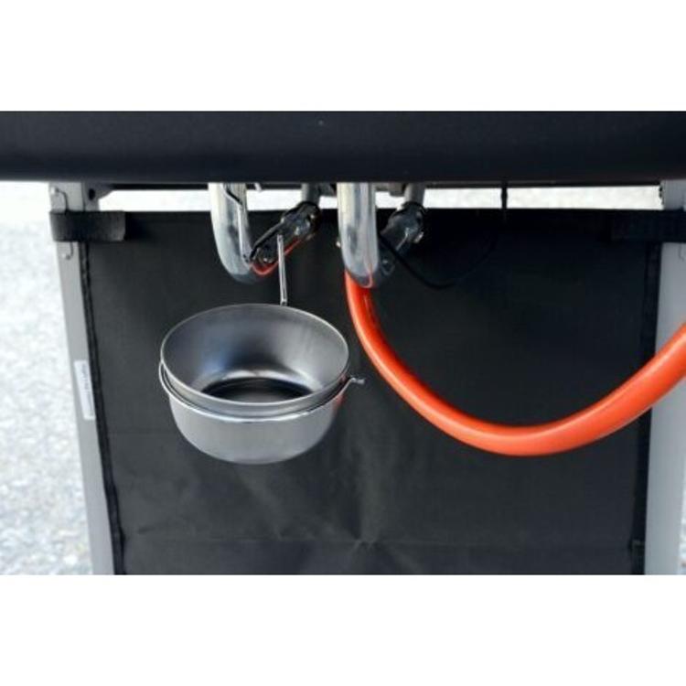 Posodica za zbiranje maščobe pod plinskim žarom Cattara.