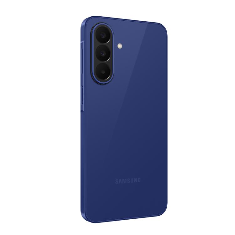 Samsung Galaxy A27 5G, modra, zadnji kotni pogled, trojna kamera, tanek profil, mat videz.