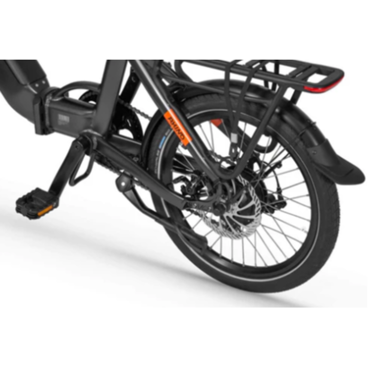 Ecobike električno kolo: zadnje kolo z disk zavoro, menjalnikom, prtljažnikom, blatnikom in odsevnikom.