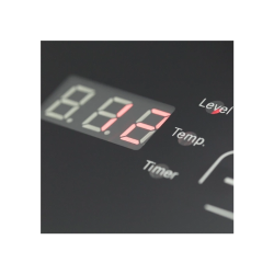 Indukcijska kuhalna plošča CASO z digitalnim LED prikazom temperature in časovnika omogoča natančno spremljanje in nadzor kuhanja.