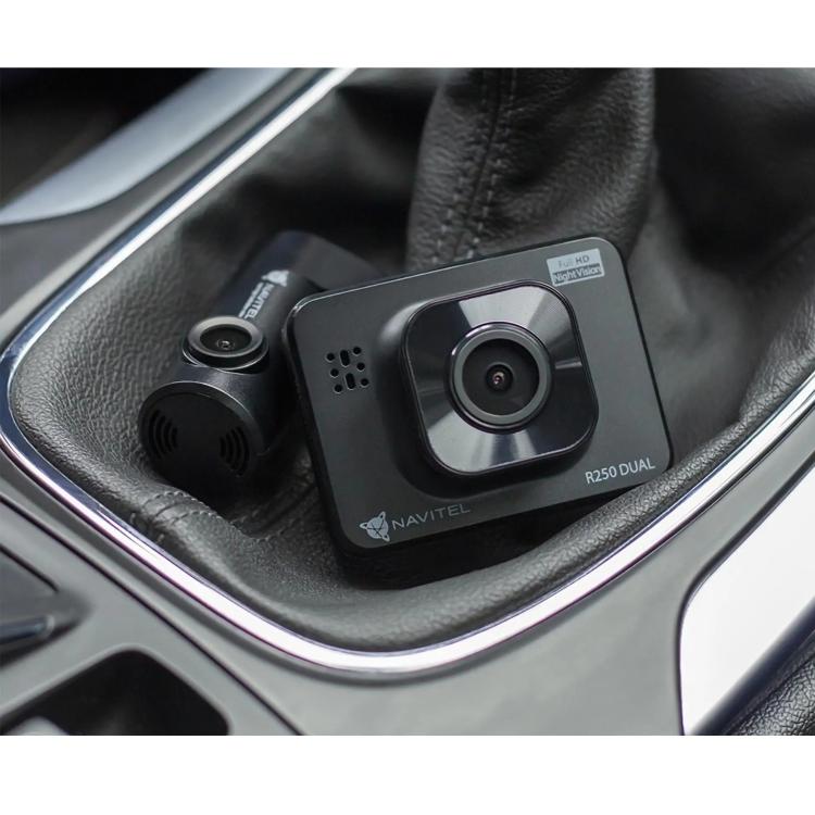 Avto kamera in vzvratna Navitel R250 Dual, FullHD, 2", Night vision, 140° vidni kot