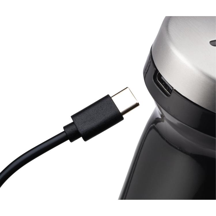 Detajl Eurel paličnega mešalnika MP74 Trendline z USB‑C priključkom za polnjenje in kovinskim zgornjim pokrovom