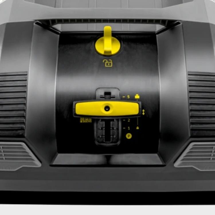 Pometač Karcher PROFI KM 70/20 C 1.517-130.0