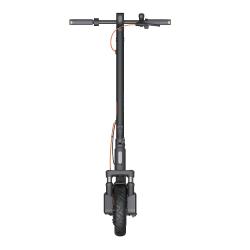 Xiaomi Electric Scooter 5 Plus, pogled spredaj, krmilo z zaslonom, lučmi in zavornim ročajem