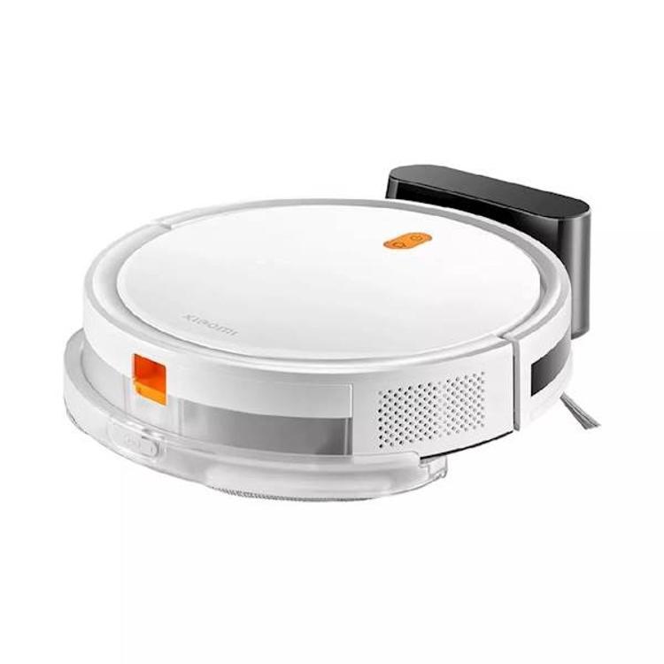 Stranski pogled Xiaomi Robot Vacuum E5 z vgrajenim rezervoarjem za prah in vodo, stransko krtačo ter senzorji za samostojno navigacijo po prostoru