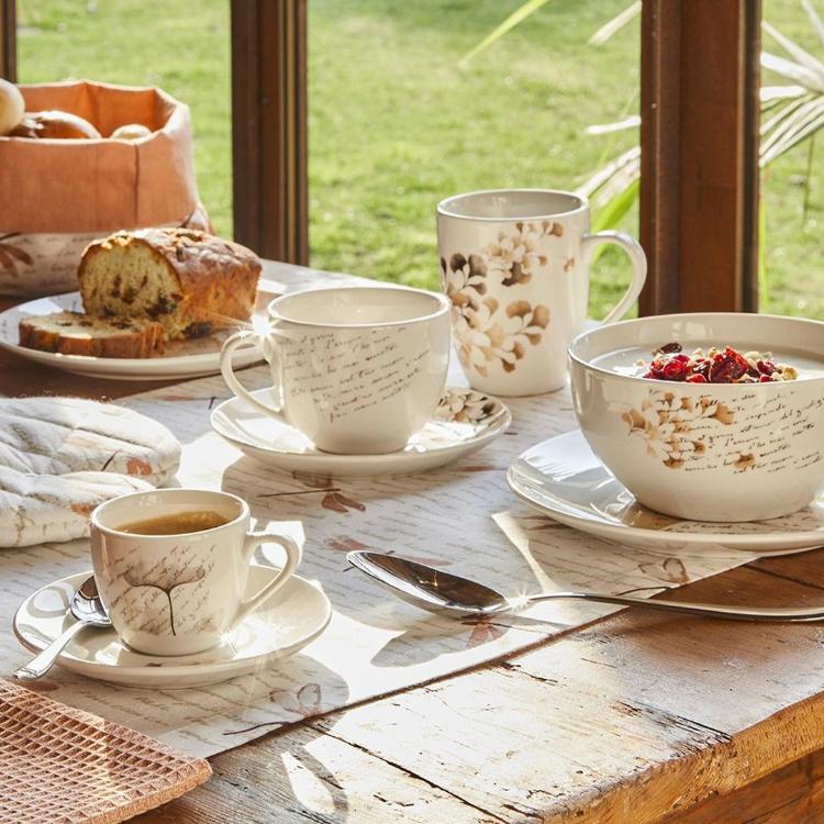 Set skodelic s podstavkom, porcelan, 260 ml, 6 kos