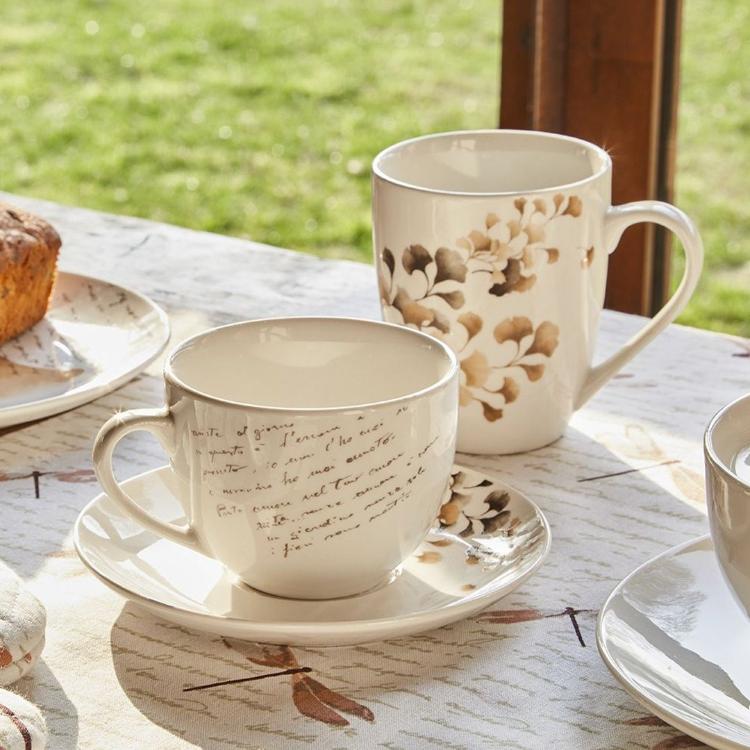 Set skodelic s podstavkom, porcelan, 260 ml, 6 kos