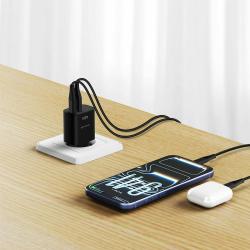 Hitri stenski polnilnik Swissten Edge GaN 45 W v elegantni črni izvedbi z USB‑C Power Delivery izhodom do 45 W in USB‑A Quick Charge 3.0 izhodom 18 W omogoča hitro ter učinkovito polnjenje pametnih telefonov, tablic, prenosnikov in drugih združljivih naprav.