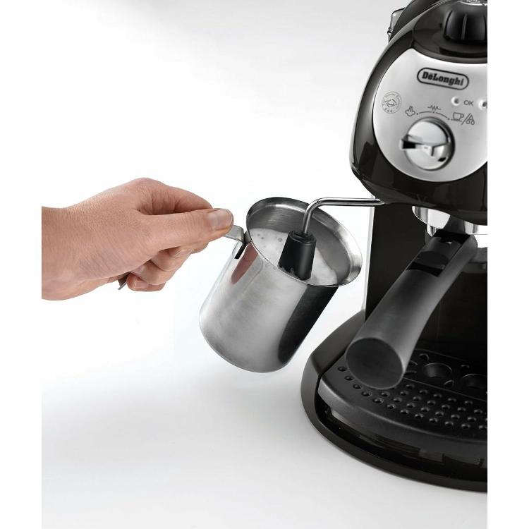 Kavni aparat De'Longhi Espresso EC201CD.B, 1100 W, črna