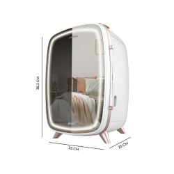 Mini hladilnik za kozmetiko Cecotec CoolingBeauty 6000 Mirror z zrcalnimi vrati in LED osvetlitvijo, mere 36,3 × 23 × 23 cm.