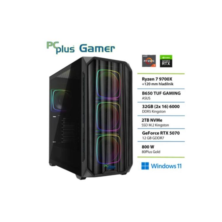 PCPLUS Gamer namizni računalnik v črnem ohišju z RGB ventilatorji, prikazan pod kotom na svetlem ozadju.