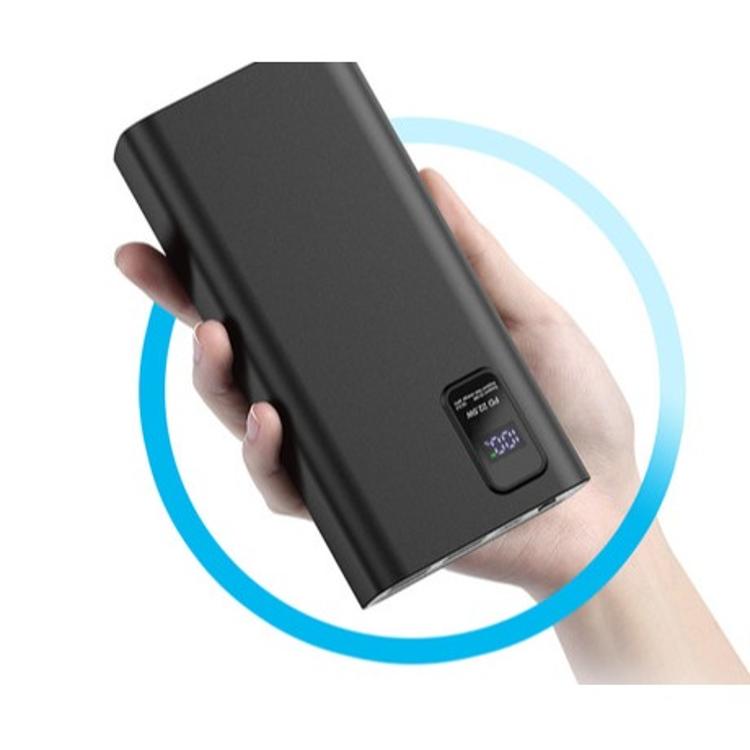 Platinet powerbank 30.000 mAh, črn, z LCD zaslonom, eleganten dizajn za polnjenje na poti.