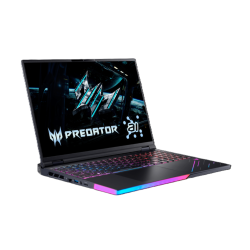 Acer Predator gaming prenosnik, poševni sprednji pogled z odprtim zaslonom, RGB tipkovnica in agresiven dizajn.