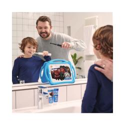 elektricna-zobna-scetka-oral-b-pro3-junior-vojna-zvezd_4