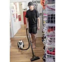 Sesalnik Karcher VC 3, 700 W, bela