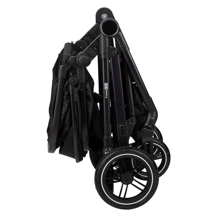 Zložen FreeON Neo voziček v črni barvi, primeren za enostavno shranjevanje in prevoz.