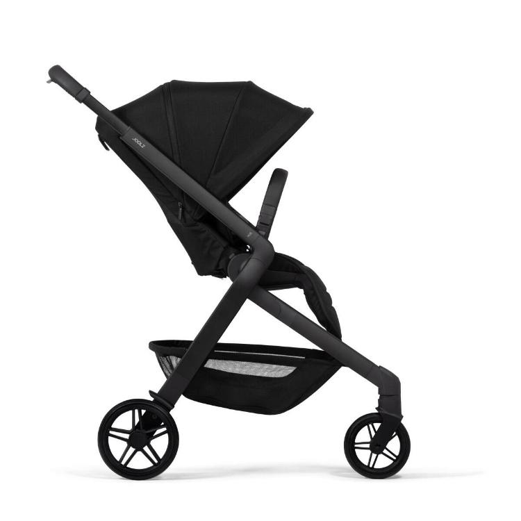 Joolz otroški voziček v črni barvi, stranski profil