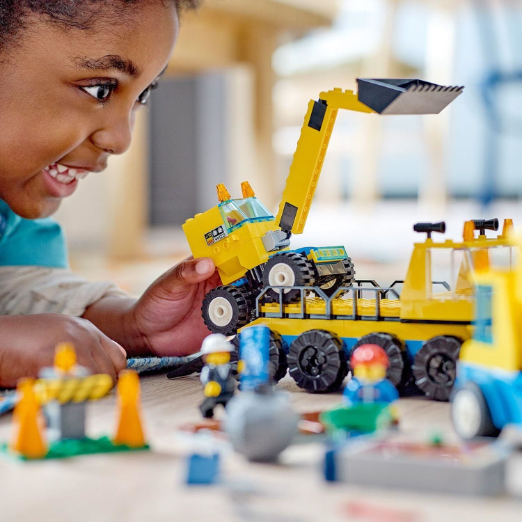 Lego City Gradbeni tovornjaki in žerjav z rušilno kroglo - 60391