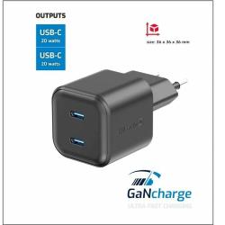 Swissten GaN polnilnik z napredno tehnologijo GaN, dvema USB‑C izhodoma in izjemno kompaktnimi dimenzijami 36 × 36 × 36 mm združuje visoko zmogljivost, majhnost in priročnost za vsakodnevno uporabo.