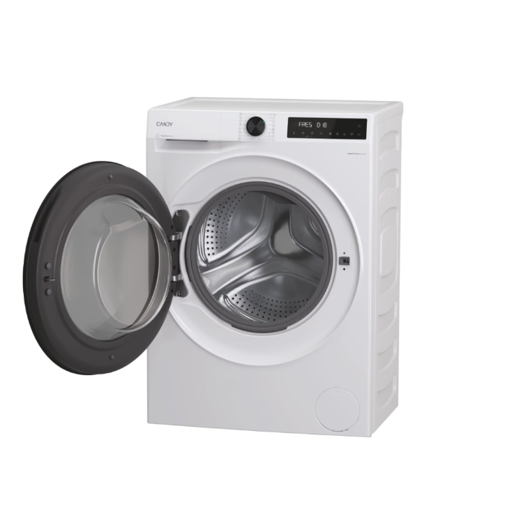 Pralni stroj Candy z odprtimi vrati in vidnim bobnom