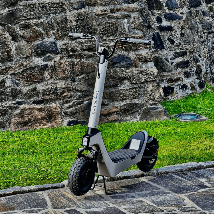 Električni skiro Comscoot Max