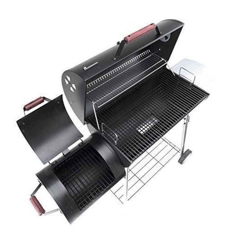 Pogled od zgoraj na ogljeni smoker žar Landmann z glavno in stransko rešetko.