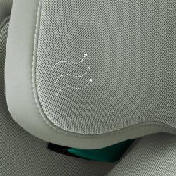 Detajl naslonjala otroškega avtosedeža Britax Römer z zračno mrežasto tkanino