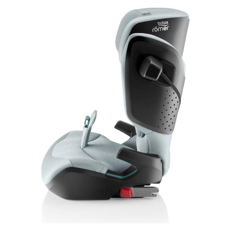 Otroški avtosedež Britax Römer s stranskim pogledom in vidnim ISOFIX priključkom