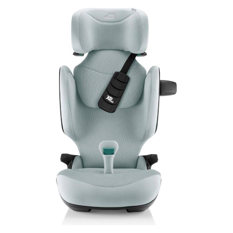 Otroški avtosedež Britax Römer v svetlo modri barvi s poudarjeno oporo za glavo