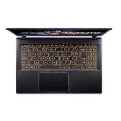 Acer Nitro V 15 ANV15-52-79BD Core 7 240H/16GB/SSD 1TB/15,6'' FHD IPS 165Hz/RTX 5060/NoOS, pogled od zgoraj na osvetljeno tipkovnico.