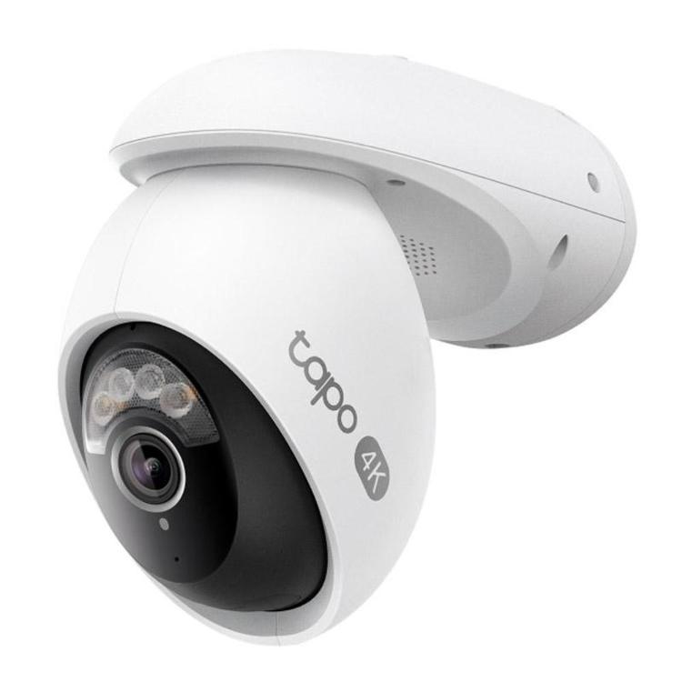 Zunanja varnostna kamera TP-Link Tapo C560WS z ločljivostjo 4K Ultra HD, motoriziranim vrtenjem in nagibanjem ter naprednim AI sledenjem omogoča izjemno natančen nadzor doma ali poslovnega objekta.