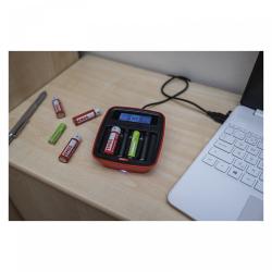 Polnilec baterijskih vložkov Emos Profi, USB, AAA in AA