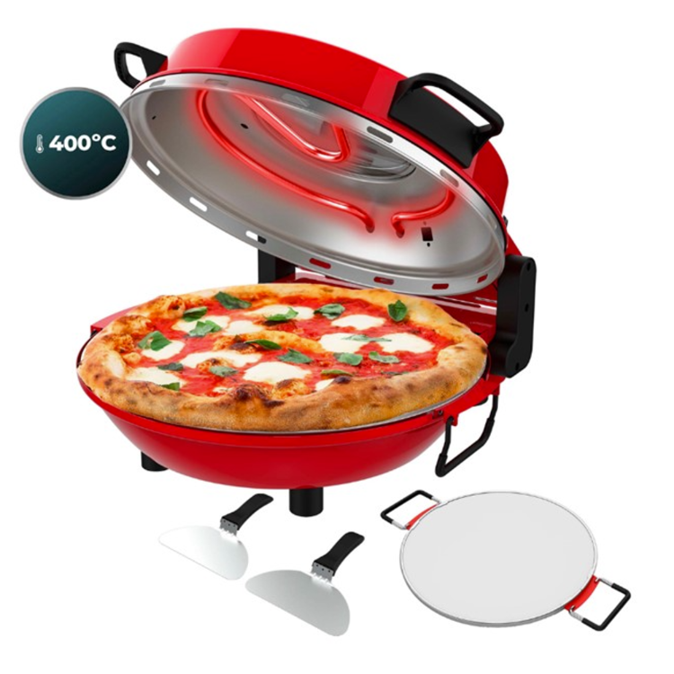 Cecotec Fun Pizza&Co. aparat za peko pice v rdeči barvi, prikazan odprt s pečeno pico, kamnito ploščo in priborom za serviranje.