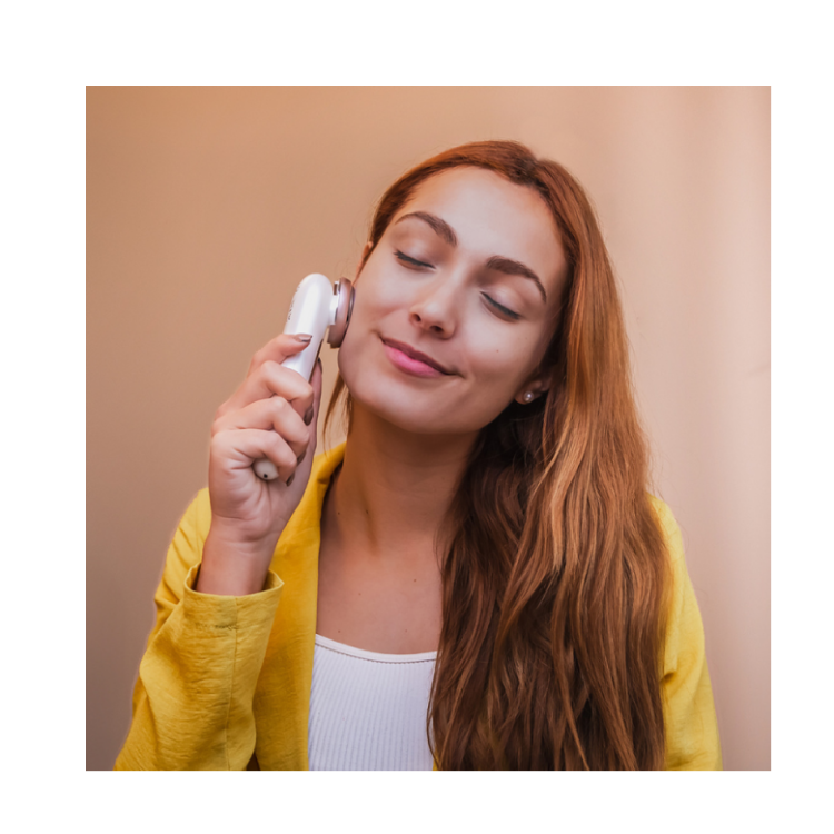 Masažni aparat za obraz Cecotec Bamba FaceCare LightSonic