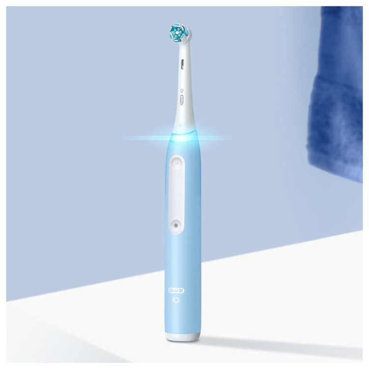 Električna zobna ščetka Oral-B IO3, modra