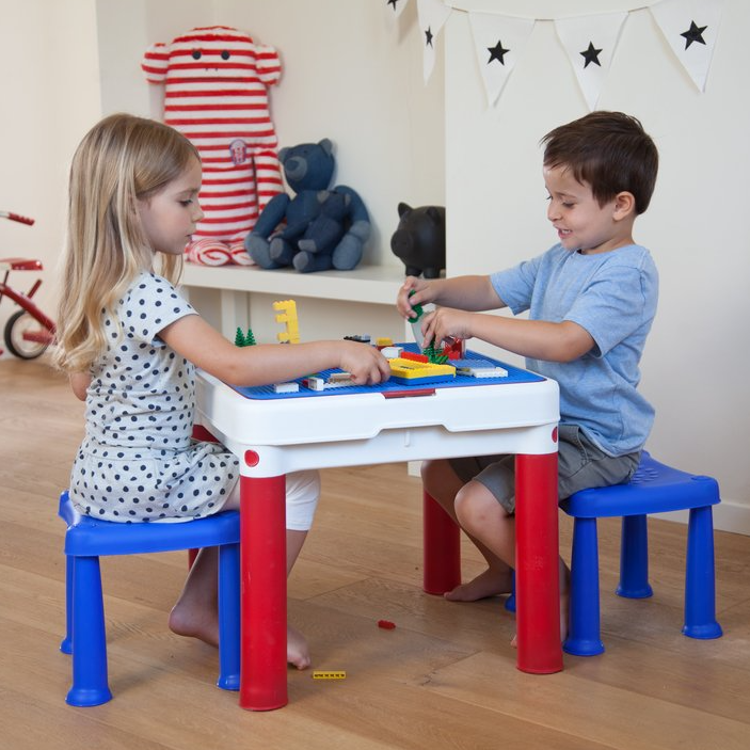 Otroška mizica z dvema stolčkoma Keter Constructable
