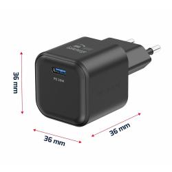 Kompaktni polnilnik Swissten GaN 20 W v črni barvi z večstopenjsko zaščito in podporo hitremu polnjenju Power Delivery zagotavlja varno, hitro in zanesljivo napajanje doma, v pisarni ali na poti.