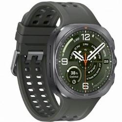 Pametna ura Galaxy Watch Ultra v srebrni izvedbi z zelenim športnim paščkom združuje robustno zasnovo, napredne športne funkcije in vrhunsko vzdržljivost.