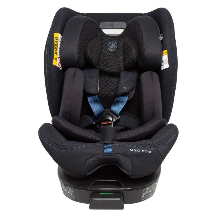 Detaljni prikaz notranjosti Maxi-Cosi Spinel 360 Smart i-Size avtosedeža z varnostnim pasom.