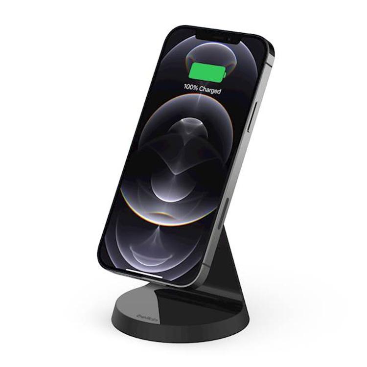 Prenosni magnetni polnilec Belkin, stoječi, 7,5 W, črn_2