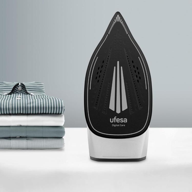 Likalna postaja Ufesa digital care steam system, 2600 W