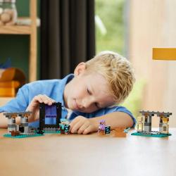 Lego Minecraft Orožarna - 21252