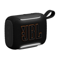 JBL GO5 črn prenosni zvočnik z velikim logotipom, stranskimi gumbi in trpežno tekstilno prevleko